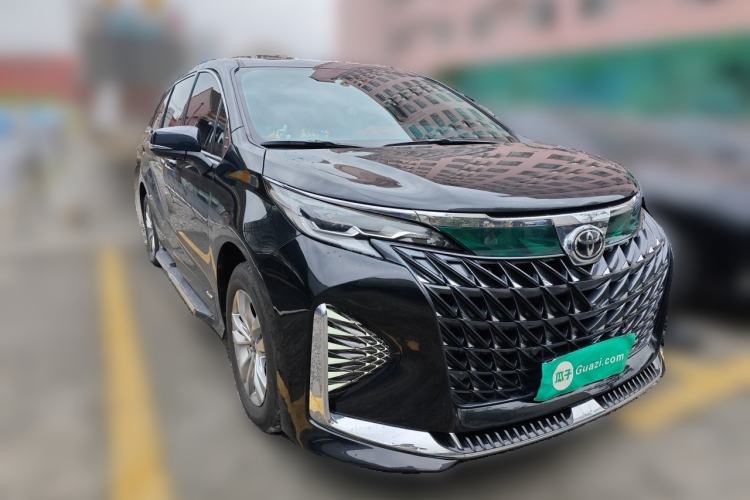 Used Toyota SIENNA 2024 2.5L Hybrid Comfort Edition Front Right 45 Deg