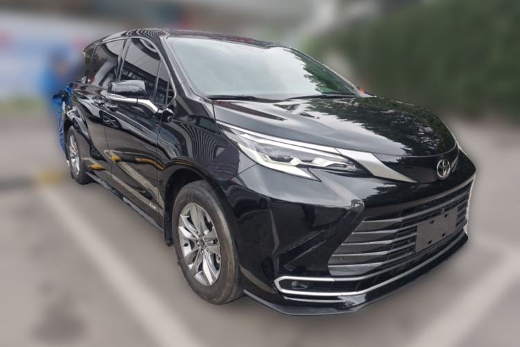 Used Toyota SIENNA 2024 2.5L Hybrid Four-Wheel Drive Prestige Edition Front Right 45 Deg
