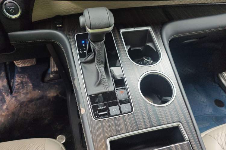 Used Toyota SIENNA 2024 2.5L Hybrid Four-Wheel Drive Prestige Edition Gear Lever