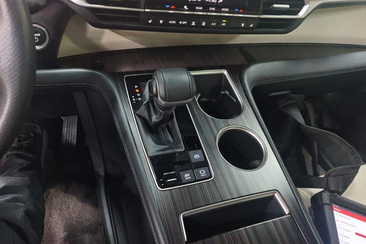 Used Toyota SIENNA 2024 2.5L Hybrid Four-Wheel Drive Prestige Edition Gear Lever