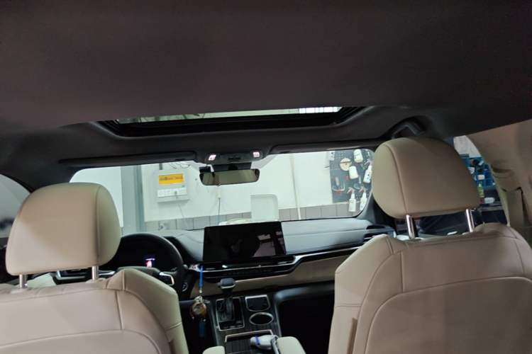 Used Toyota SIENNA 2024 2.5L Hybrid Prestige Deluxe Edition Headliner