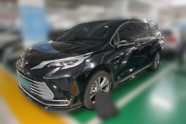 Used Toyota SIENNA 2024 2.5L Hybrid Platinum Edition