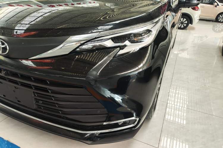 Used Toyota SIENNA 2024 2.5L Hybrid Comfort Edition Left Front Headlight