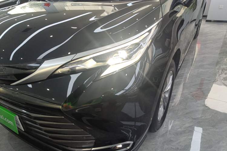 Used Toyota SIENNA 2024 2.5L Hybrid Four-Wheel Drive Prestige Edition Left Front Headlight