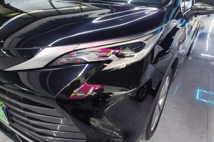 Used Toyota SIENNA 2024 2.5L Hybrid Luxury Edition Left Front Headlight