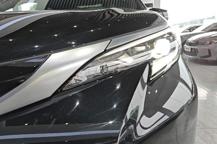 Used Toyota SIENNA 2024 2.5L Hybrid Platinum Edition Left Front Headlight