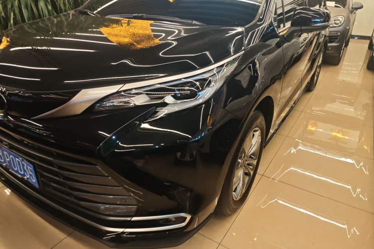 Used Toyota SIENNA 2024 2.5L Hybrid Four-Wheel Drive Prestige Edition Left Front Headlight