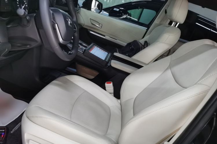 Used Toyota SIENNA 2024 2.5L Hybrid Four-Wheel Drive Prestige Edition Left Front Seat