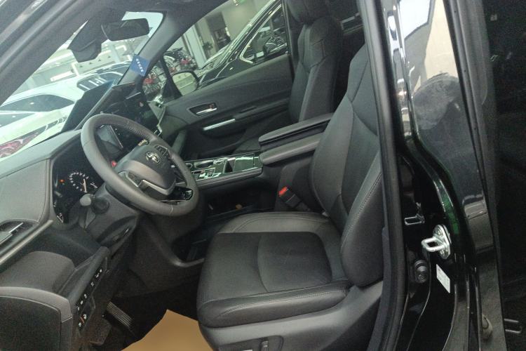 Used Toyota SIENNA 2024 2.5L Hybrid Four-Wheel Drive Prestige Edition Left Front Seat