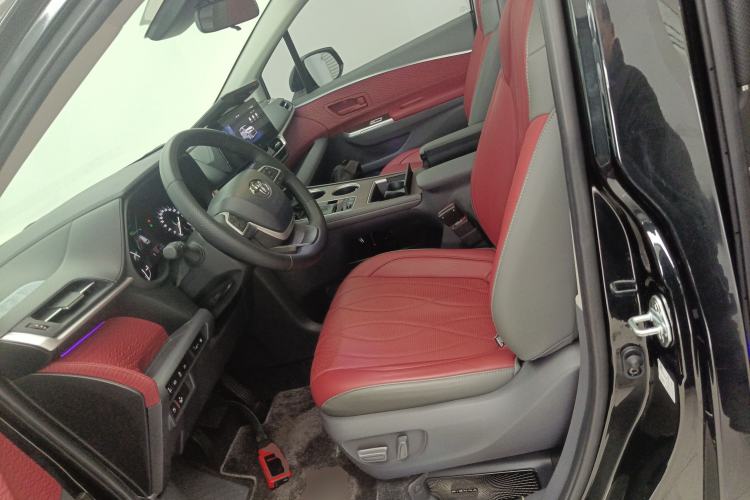 Used Toyota SIENNA 2024 2.5L Hybrid Comfort Edition Left Front Seat