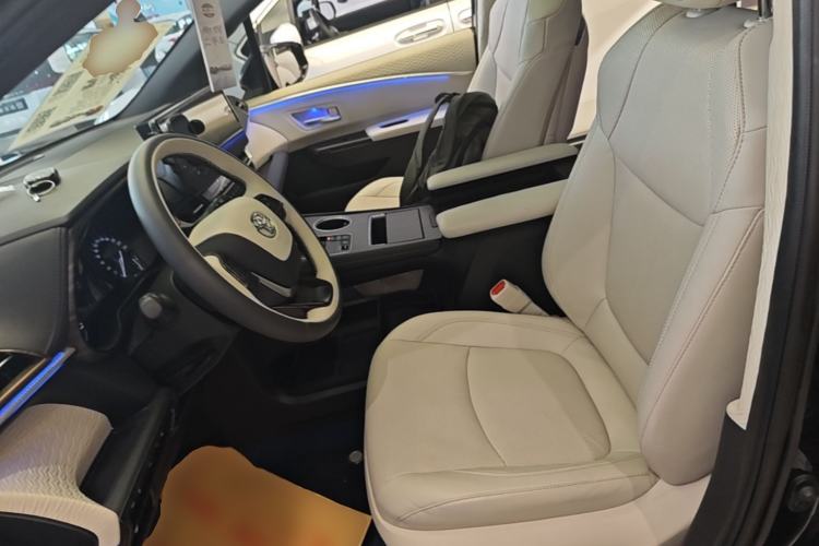 Used Toyota SIENNA 2024 2.5L Hybrid Four-Wheel Drive Prestige Edition Left Front Seat