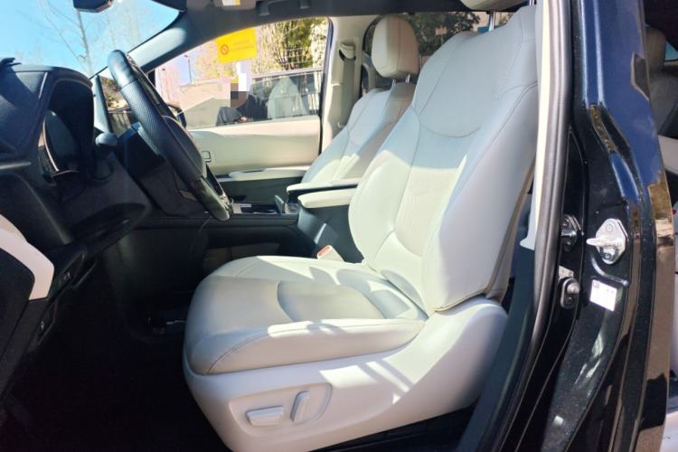 Used Toyota SIENNA 2024 2.5L Hybrid Four-Wheel Drive Prestige Edition Left Front Seat