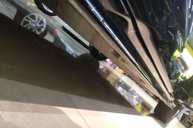 Used Toyota SIENNA 2024 2.5L Hybrid Four-Wheel Drive Luxury Edition Left Side Sill