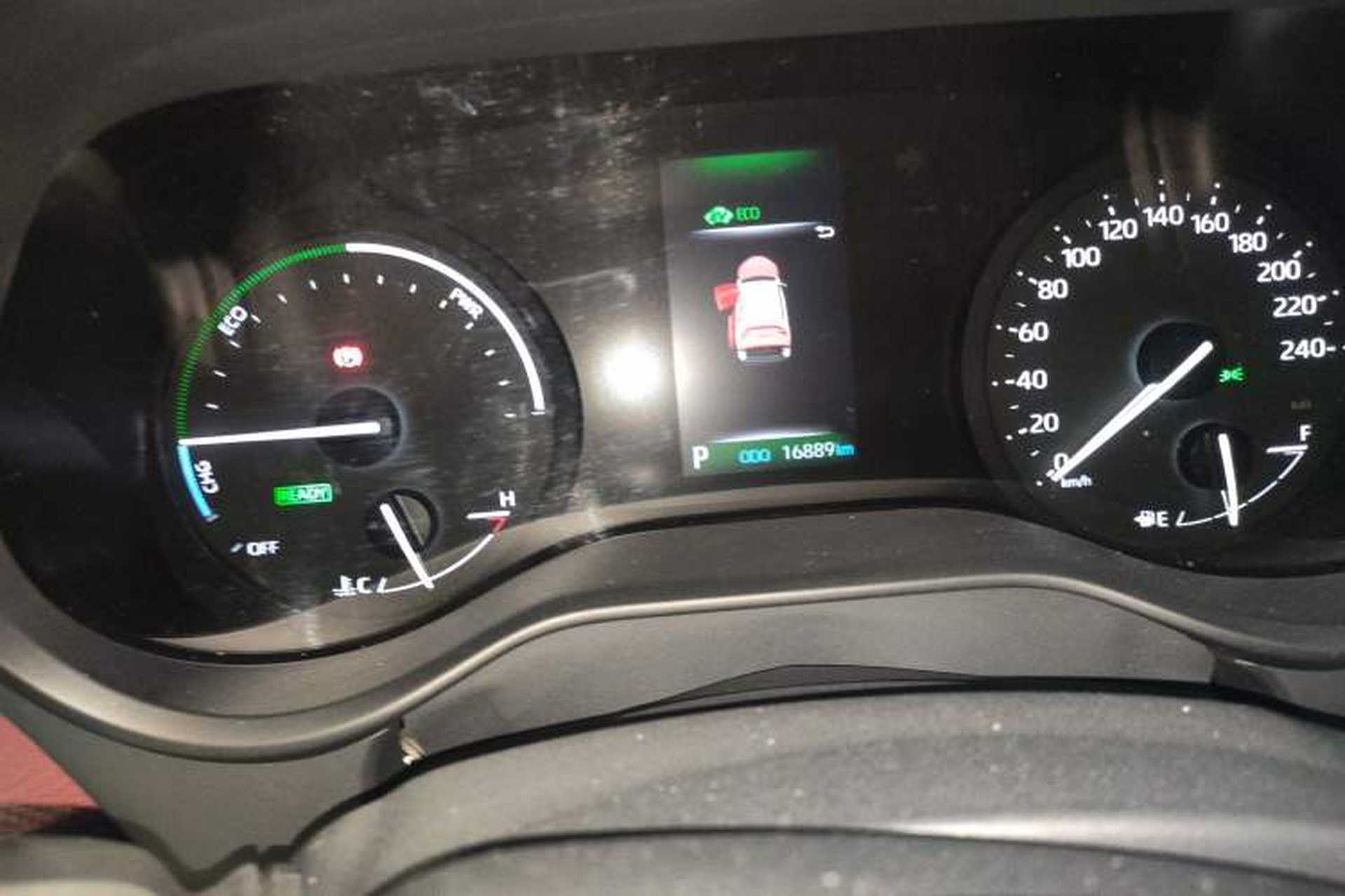 Used Toyota SIENNA  Odometer Close Up