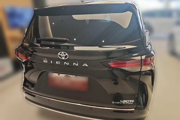 Used Toyota SIENNA 2024 2.5L Hybrid Four-Wheel Drive Prestige Edition Rear