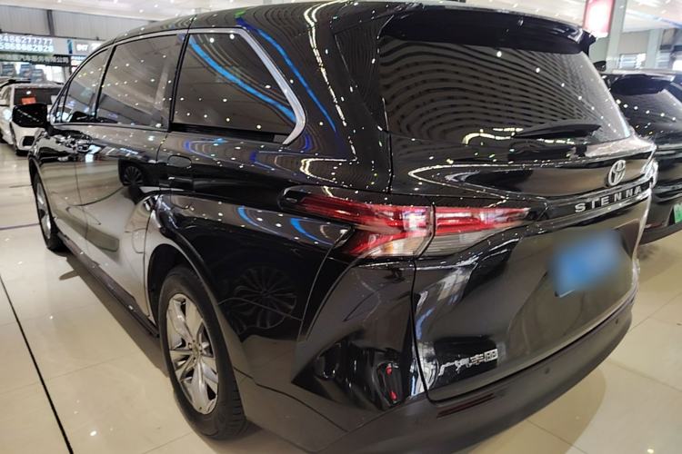 Used Toyota SIENNA 2024 2.5L Hybrid Comfort Edition Rear Left 45 Deg