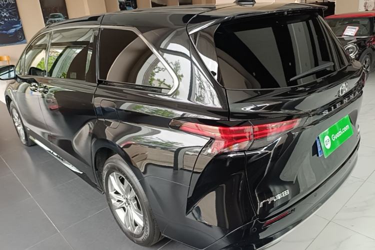 Used Toyota SIENNA 2024 2.5L Hybrid Four-Wheel Drive Prestige Edition Rear Left 45 Deg