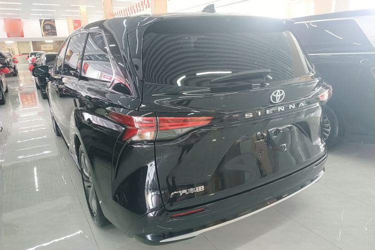 Used Toyota SIENNA 2024 2.5L Hybrid Prestige Deluxe Edition Rear Left 45 Deg