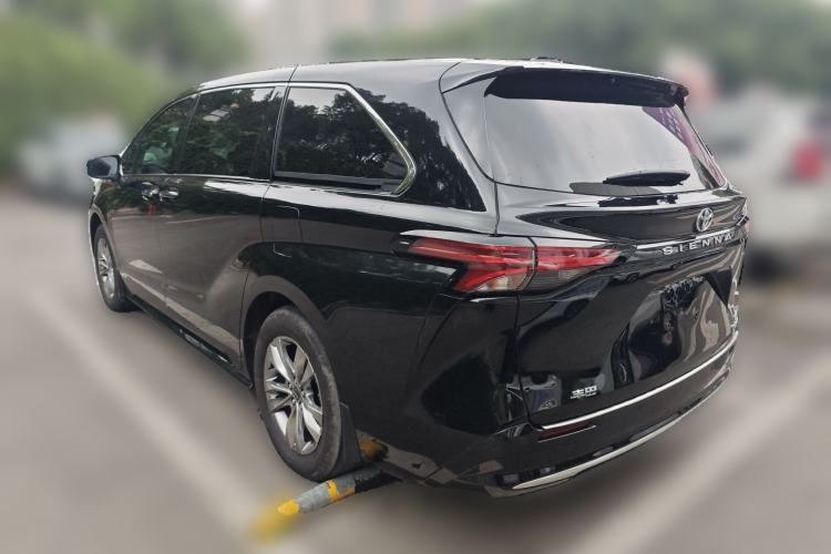 Used Toyota SIENNA 2024 2.5L Hybrid Four-Wheel Drive Prestige Edition Rear Left 45 Deg