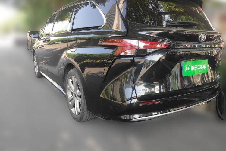 Used Toyota SIENNA 2024 2.5L Hybrid Prestige Deluxe Edition Rear Left 45 Deg