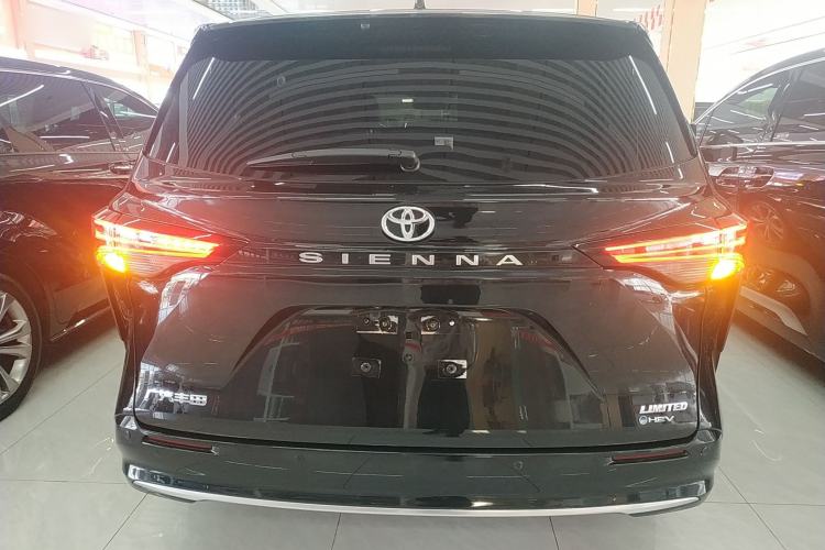 Used Toyota SIENNA 2024 2.5L Hybrid Prestige Deluxe Edition Rear