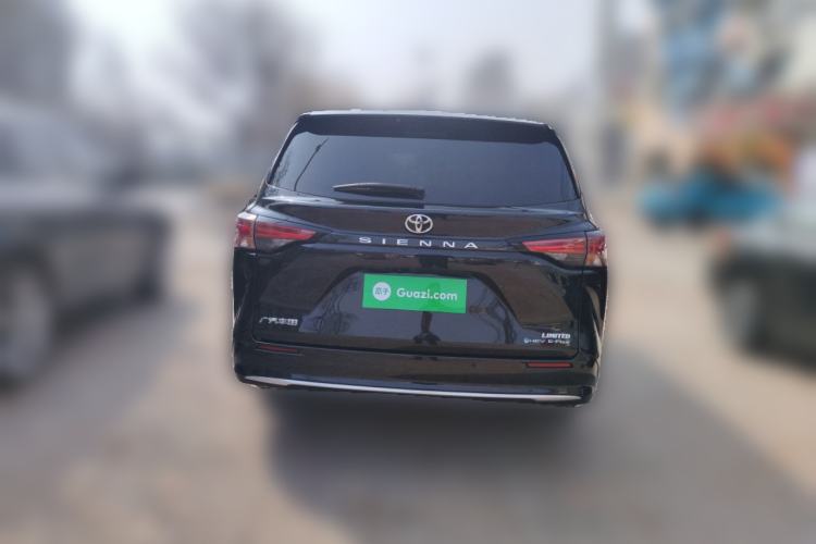 Used Toyota SIENNA 2024 2.5L Hybrid Four-Wheel Drive Prestige Edition Rear