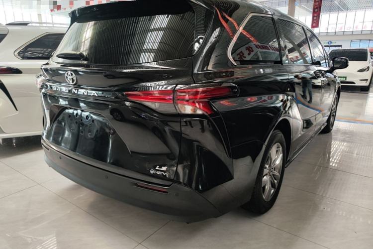 Used Toyota SIENNA 2024 2.5L Hybrid Comfort Edition Rear Right 45 Deg