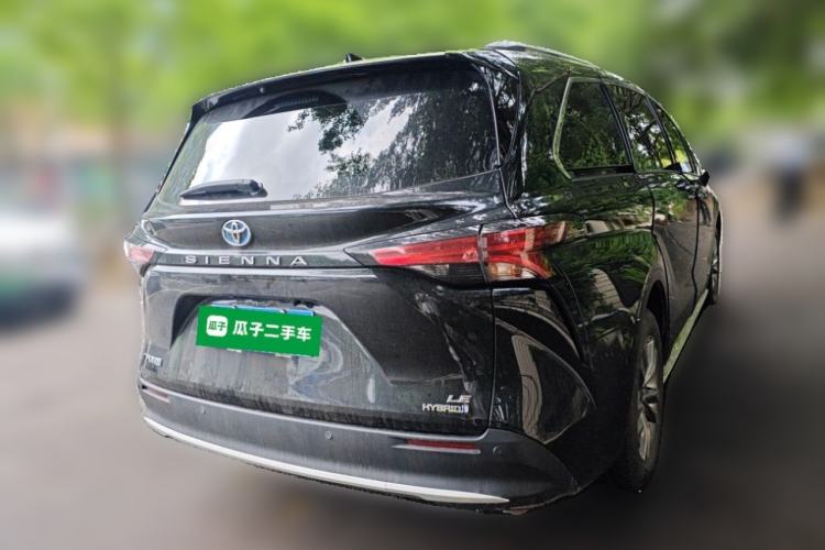 Used Toyota SIENNA 2024 2.5L Hybrid Comfort Edition Rear Right 45 Deg