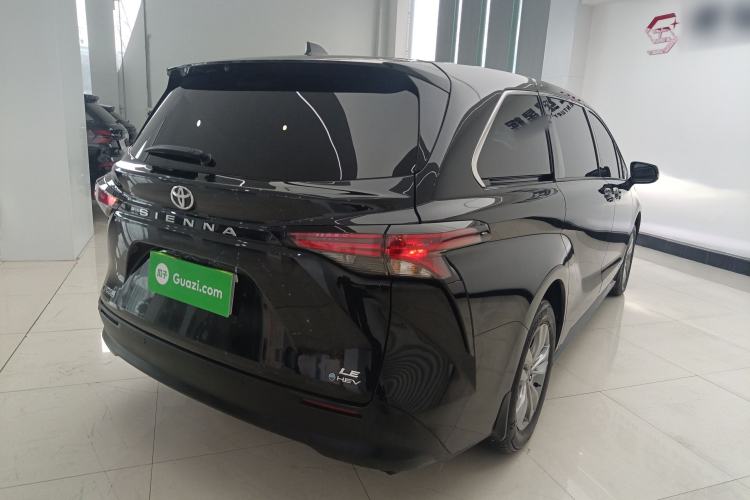 Used Toyota SIENNA 2024 2.5L Hybrid Comfort Edition Rear Right 45 Deg