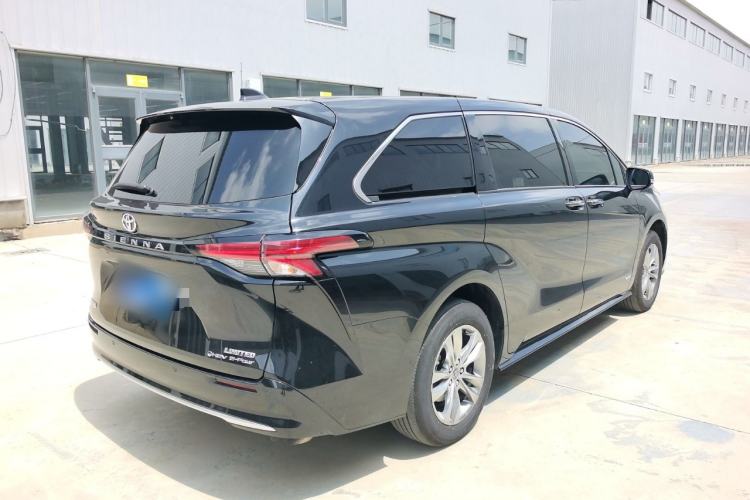 Used Toyota SIENNA 2024 2.5L Hybrid Four-Wheel Drive Prestige Edition Rear Right 45 Deg