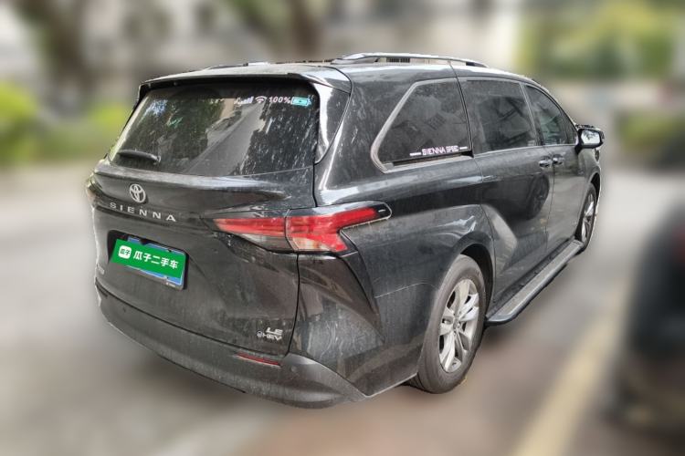 Used Toyota SIENNA 2024 2.5L Hybrid Comfort Edition Rear Right 45 Deg
