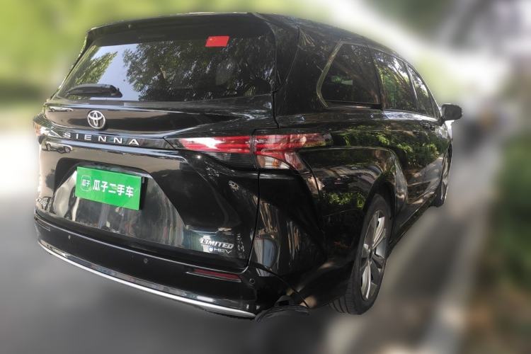 Used Toyota SIENNA 2024 2.5L Hybrid Prestige Deluxe Edition Rear Right 45 Deg
