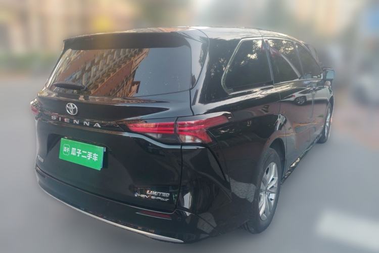 Used Toyota SIENNA 2024 2.5L Hybrid Four-Wheel Drive Prestige Edition Rear Right 45 Deg