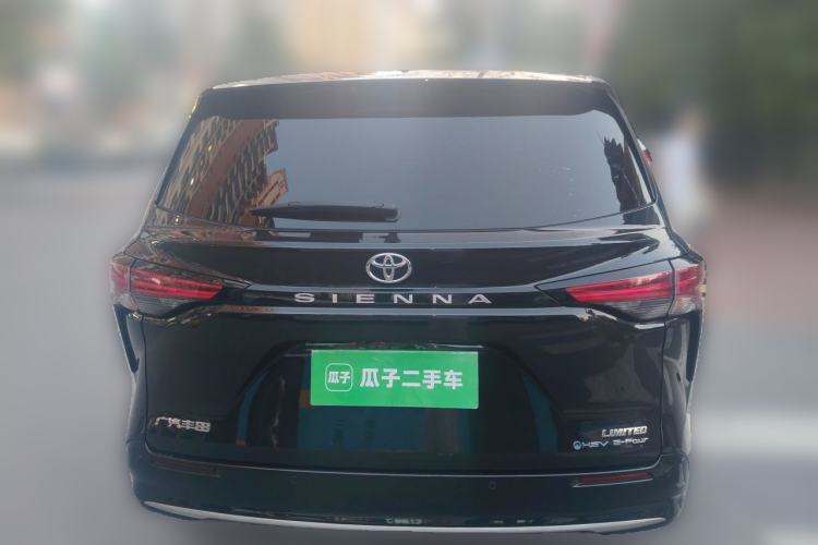 Used Toyota SIENNA 2024 2.5L Hybrid Four-Wheel Drive Prestige Edition Rear