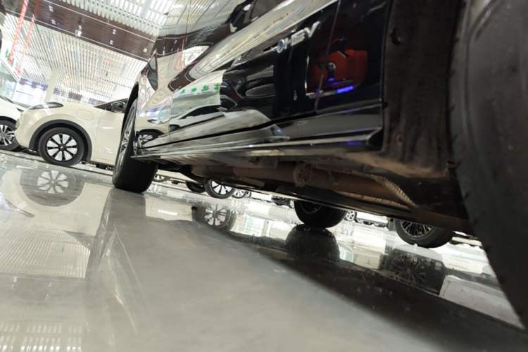 Used Toyota SIENNA 2024 2.5L Hybrid Comfort Edition Right Side Sill