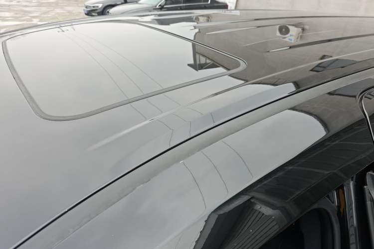 Used Toyota SIENNA 2024 2.5L Hybrid Luxury Edition Roof