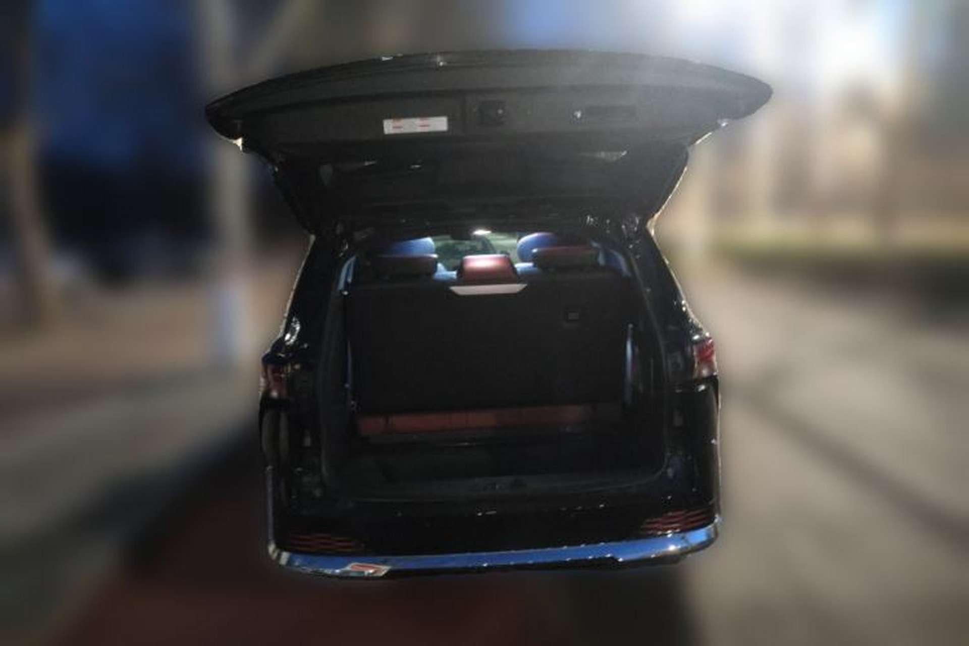 Used Toyota SIENNA  Trunk