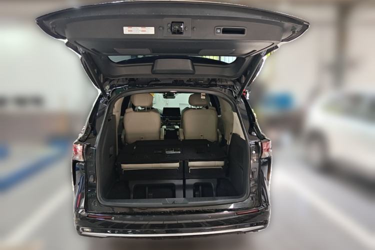Used Toyota SIENNA 2024 2.5L Hybrid Prestige Deluxe Edition Trunk