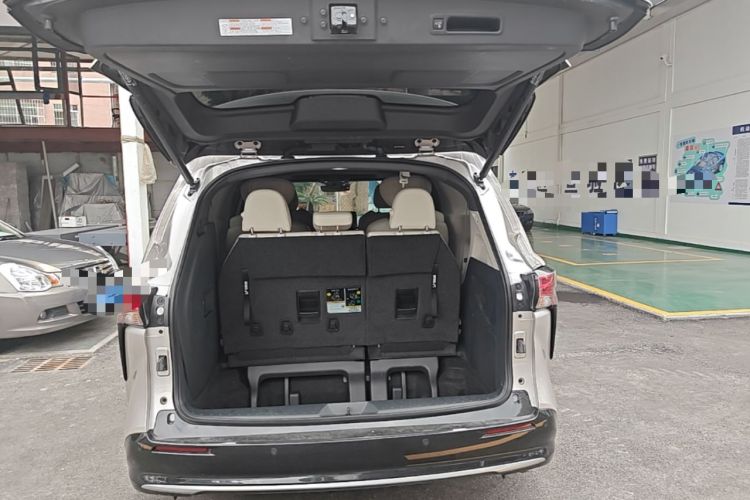 Used Toyota SIENNA 2024 2.5L Hybrid Prestige Deluxe Edition Trunk