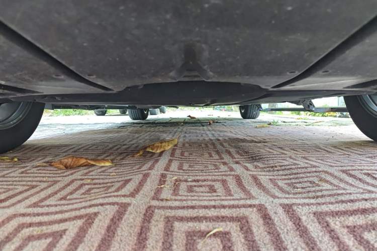 Used Toyota SIENNA 2024 2.5L Hybrid Comfort Edition Chassis Front