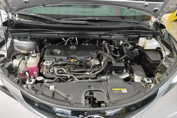 Used Toyota SIENNA 2024 2.5L Hybrid Luxury Edition Engine Bay