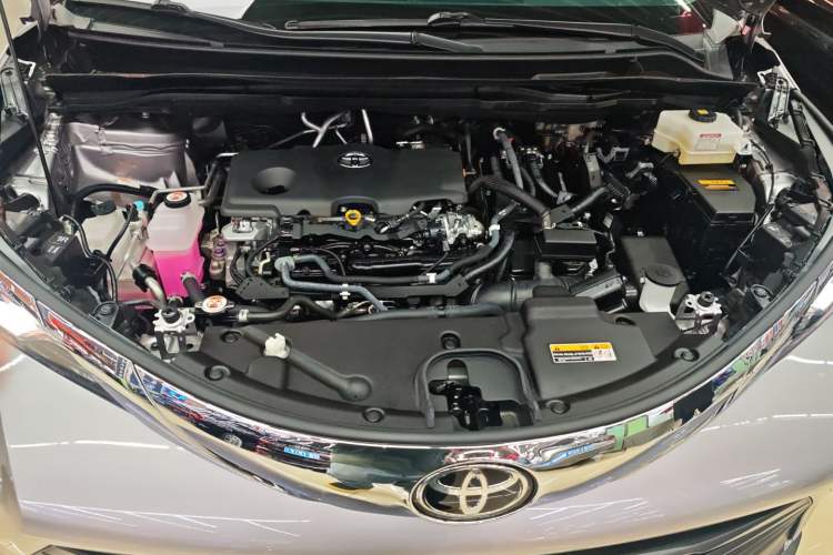 Used Toyota SIENNA 2024 2.5L Hybrid Comfort Edition Engine Bay