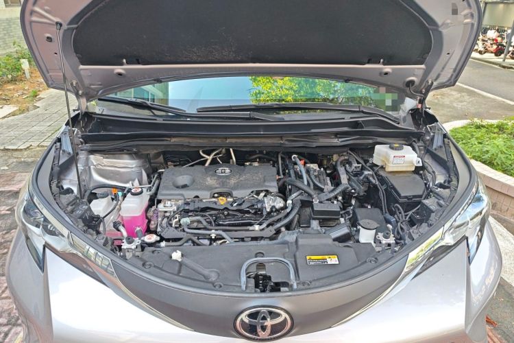 Used Toyota SIENNA 2024 2.5L Hybrid Comfort Edition Engine Bay