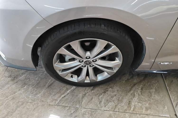 Used Toyota SIENNA 2024 2.5L Hybrid Luxury Edition Exterior 7