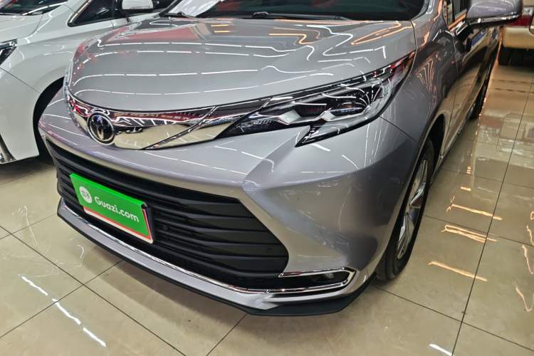 Used Toyota SIENNA 2024 2.5L Hybrid Comfort Edition Left Front Headlight