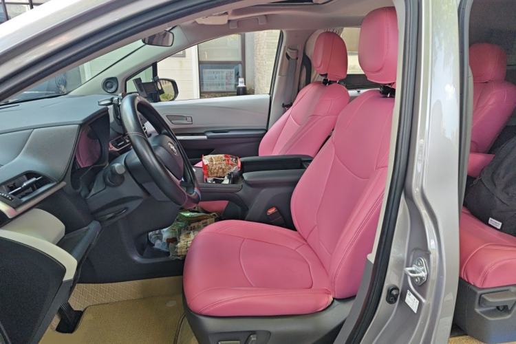 Used Toyota SIENNA 2024 2.5L Hybrid Comfort Edition Left Front Seat