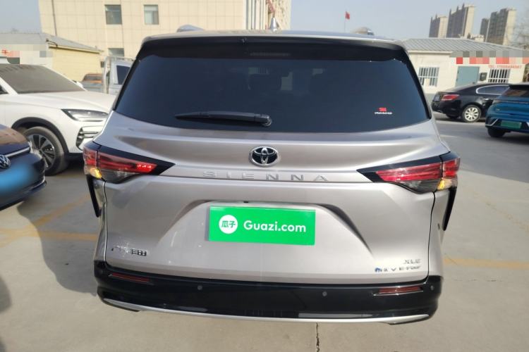 Used Toyota SIENNA 2024 2.5L Hybrid Four-Wheel Drive Luxury Edition Rear
