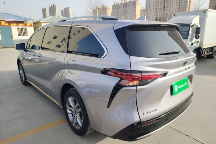 Used Toyota SIENNA 2024 2.5L Hybrid Four-Wheel Drive Luxury Edition Rear Left 45 Deg