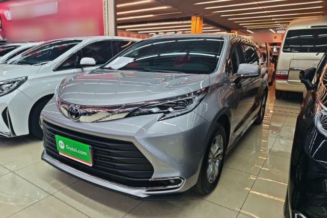 Used Toyota SIENNA 2024 2.5L Hybrid Comfort Edition