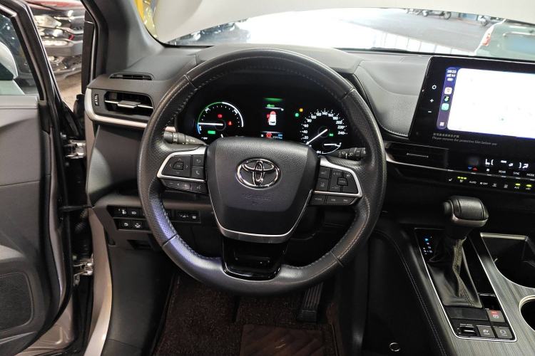 Used Toyota SIENNA 2024 2.5L Hybrid Luxury Edition Steering Wheel